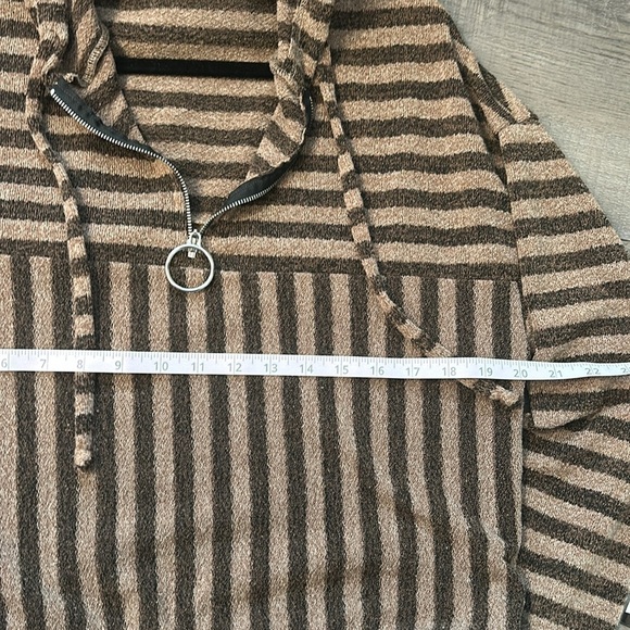 White birch Striped Brown Hoodie - Picture 6 of 7
